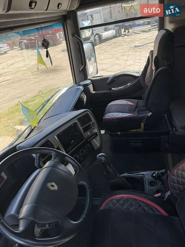 Тягач Renault Magnum 2007 в Одессе