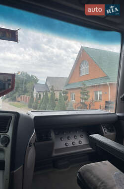 Тягач Renault Magnum 2006 в 