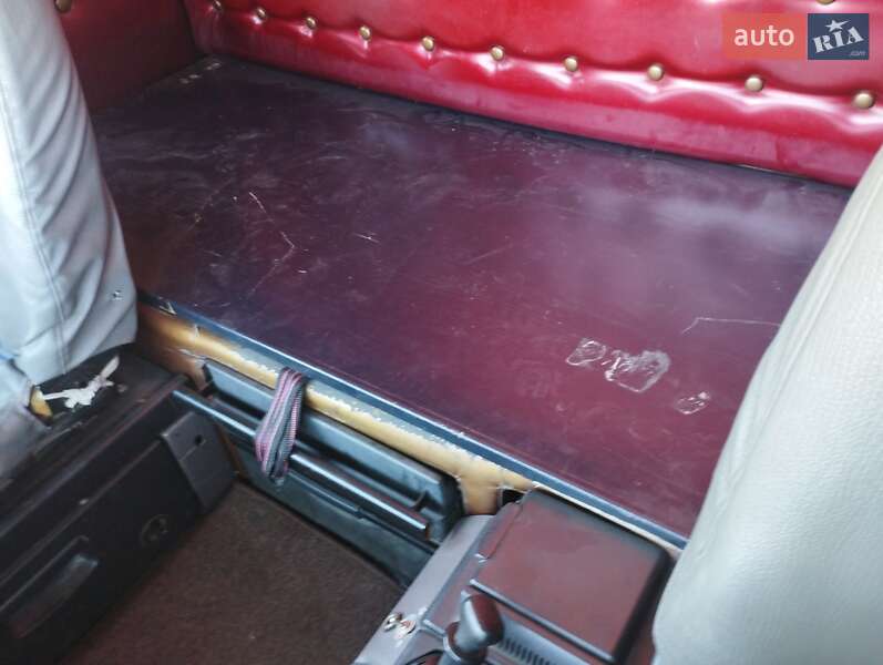 Тягач Renault Magnum 2002 в Семеновке