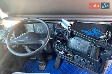 Тягач Renault Magnum 1999 в 
