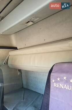 Тягач Renault Magnum 2009 в 