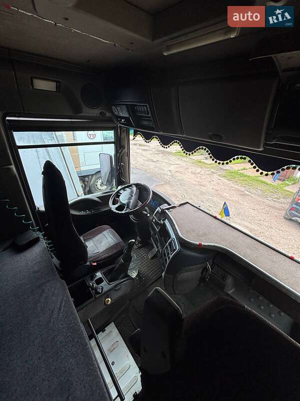 Тягач Renault Magnum 2006 в Чернигове