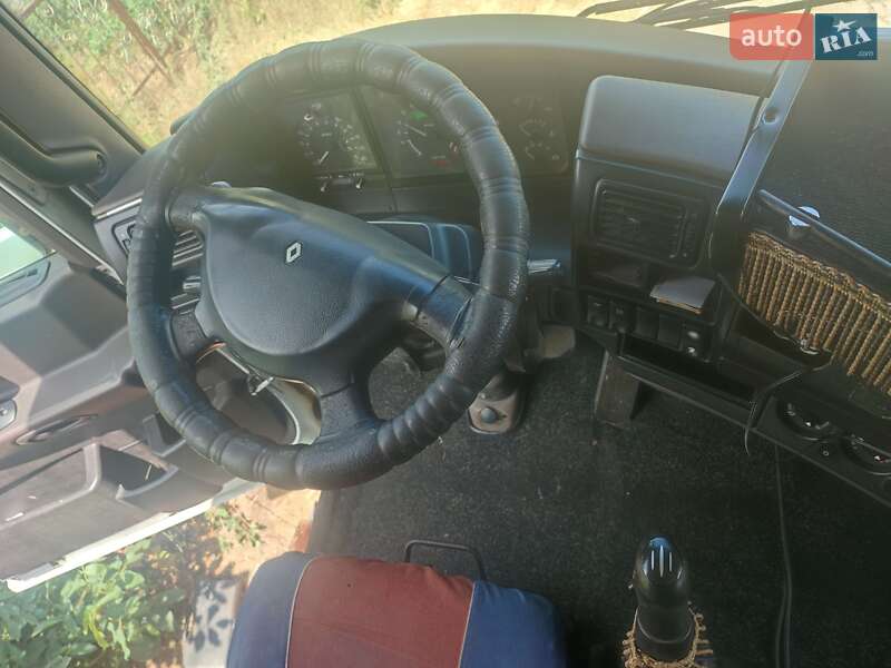 Тягач Renault Magnum 2000 в Овидиополе