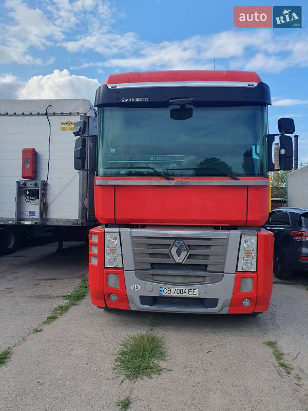 Renault Magnum 2012