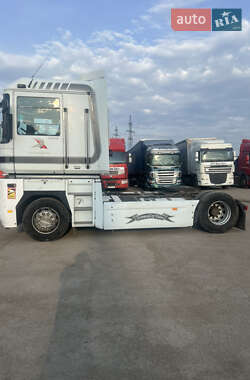 Тягач Renault Magnum 2007 в 