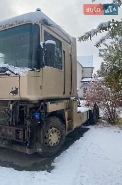 Тягач Renault Magnum 2003 в Харкові