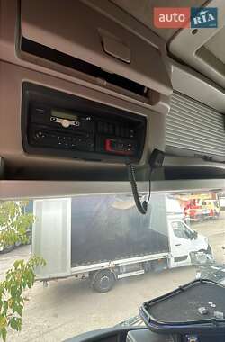 Тягач Renault Magnum 2010 в 