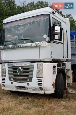 Тягач Renault Magnum 2005 в 