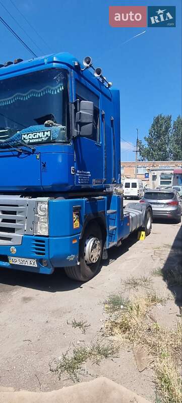 Тягач Renault Magnum 2002 в Запорожье