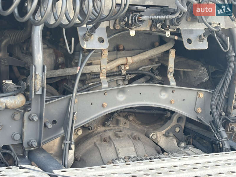 Тягач Renault Magnum 2008 в Львове