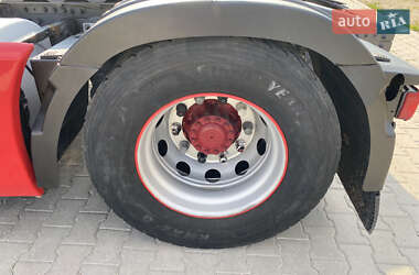 Тягач Renault Magnum 2012 в 