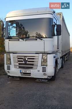 Тягач Renault Magnum 2004 в 