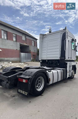 Тягач Renault Magnum 2010 в 