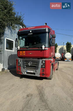 Тягач Renault Magnum 2010 в Черкасах