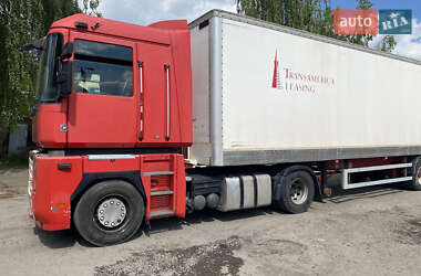 Тягач Renault Magnum 2007 в 