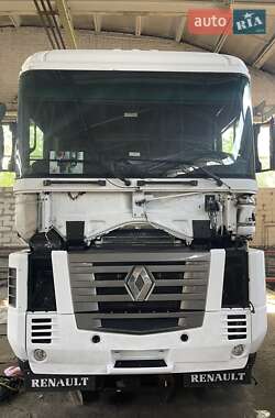 Тягач Renault Magnum 2004 в 