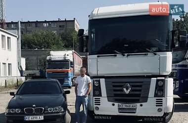 Тягач Renault Magnum 2004 в 
