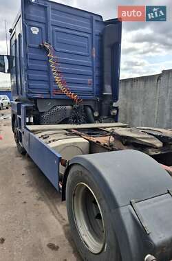 Тягач Renault Magnum 1999 в 
