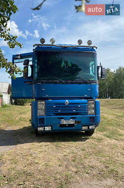 Тягач Renault Magnum 2000 в Недригайлове