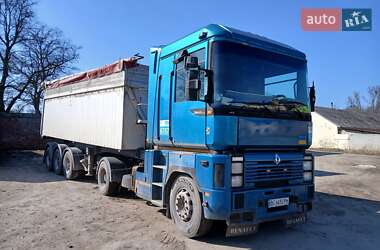 Тягач Renault Magnum 2000 в 