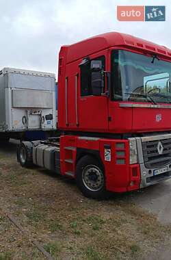 Тягач Renault Magnum 2012 в 