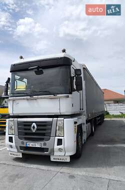 Тягач Renault Magnum 2010 в 