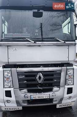 Тягач Renault Magnum 2010 в 