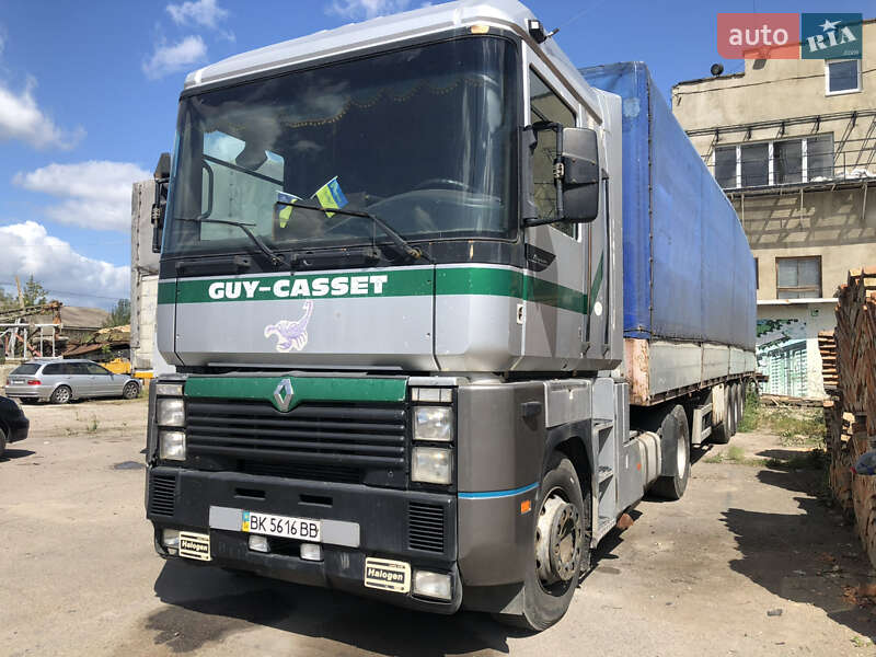 Renault Magnum 1999