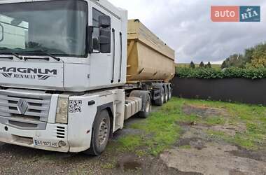 Зерновоз Renault Magnum 2008 в Рогатині