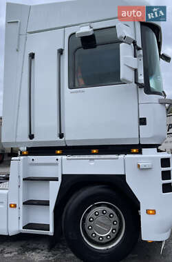 Тягач Renault Magnum 2009 в 
