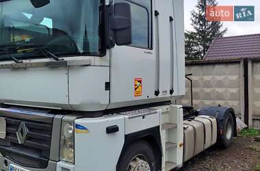 Тягач Renault Magnum 2012 в 