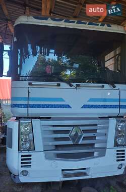 Тягач Renault Magnum 2004 в Коропі