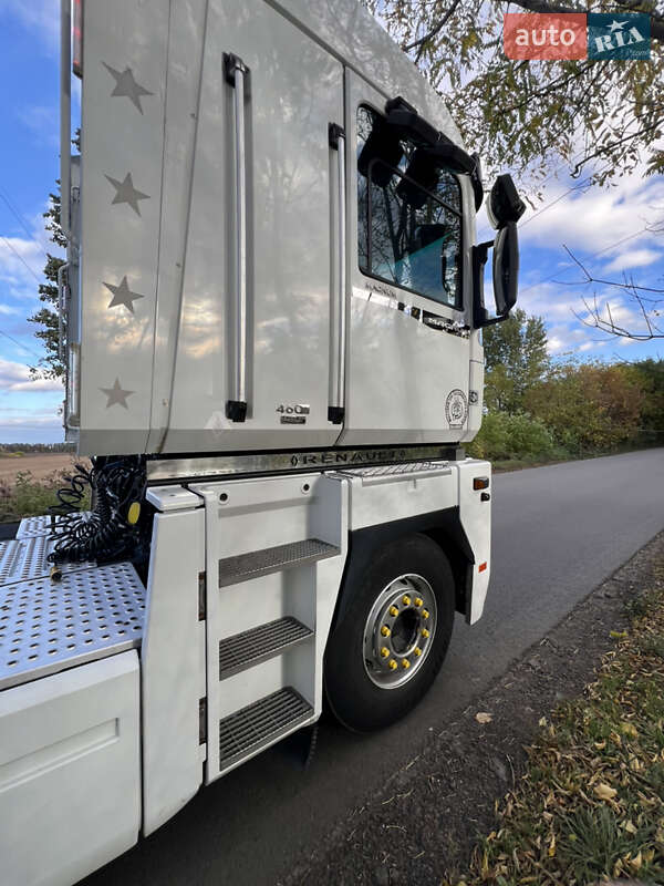 Тягач Renault Magnum 2008 в Черкасах