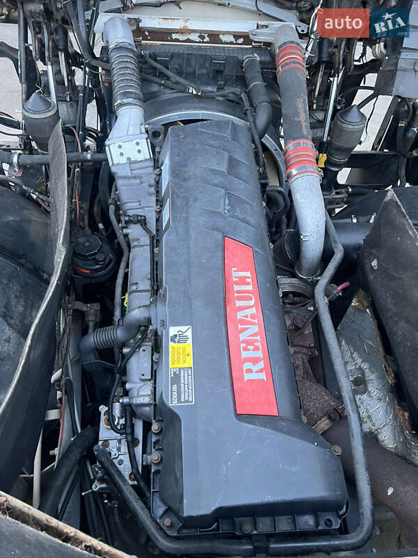 Тягач Renault Magnum 2008 в Черкасах