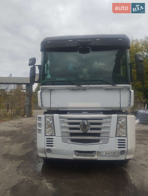 Тягач Renault Magnum 2008 в  фото Тягач Renault Magnum 2008 в