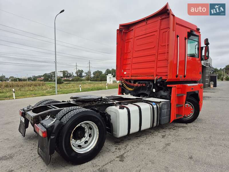 Тягач Renault Magnum 2007 в Львові