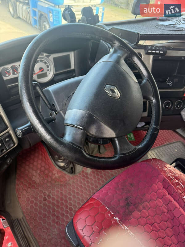 Тягач Renault Magnum 2007 в Черновцах