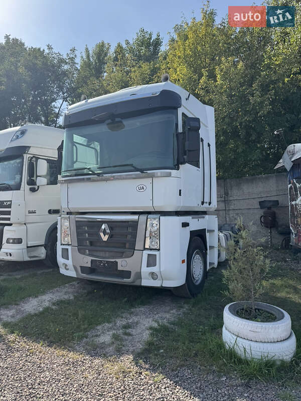 Тягач Renault Magnum 2013 в Каменском