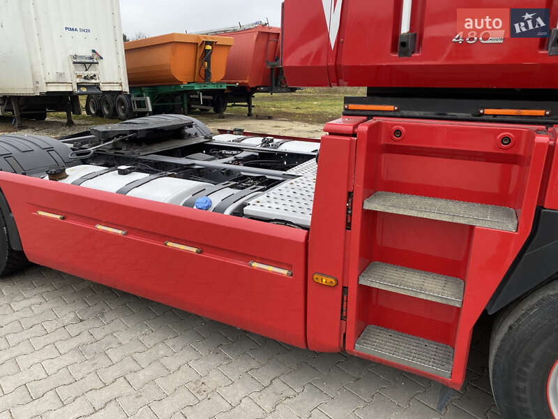 Тягач Renault Magnum 2012 в Тернополі