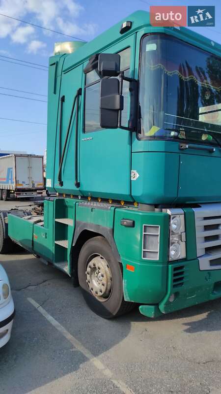 Тягач Renault Magnum 2004 в Киеве