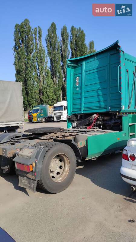 Тягач Renault Magnum 2004 в Киеве