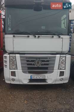 Тягач Renault Magnum 2008 в Іршаві