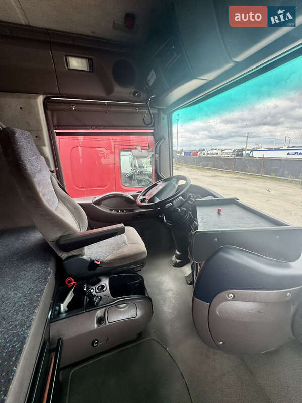 Тягач Renault Magnum 2008 в Рівному