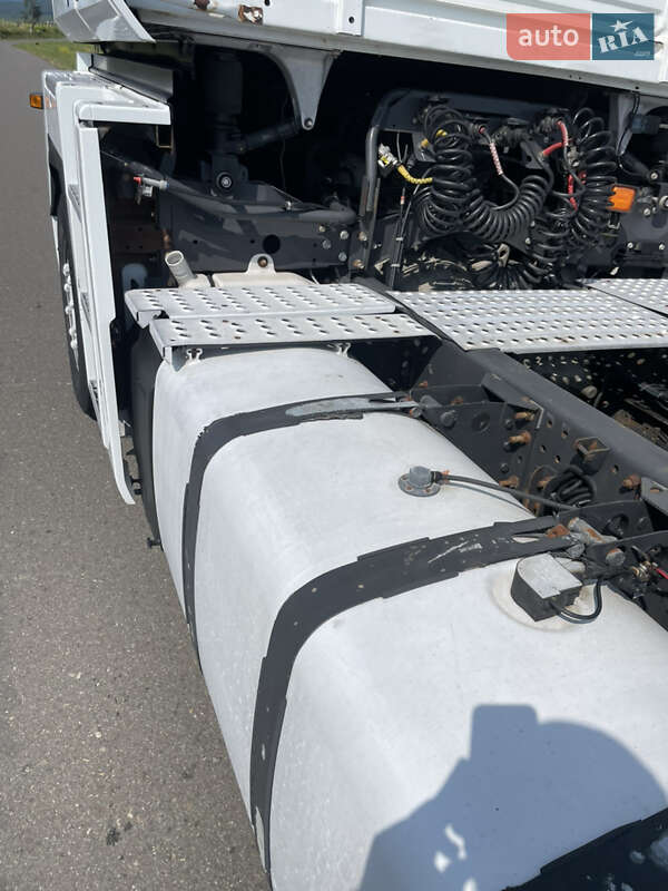 Тягач Renault Magnum 2011 в Іршаві