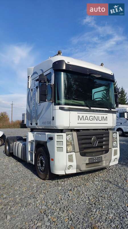 Renault Magnum 2012 Renault Magnum 2012