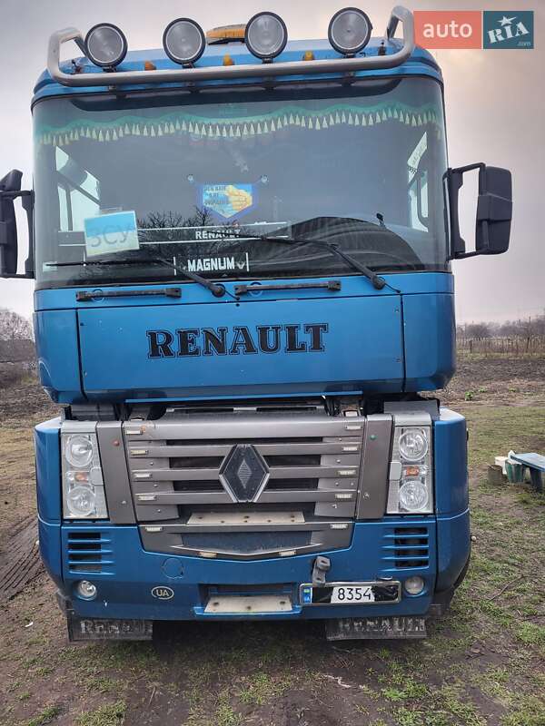 Renault Magnum 2004