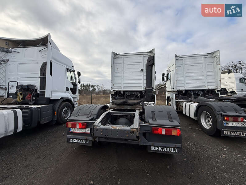 Тягач Renault Magnum 2010 в Києві