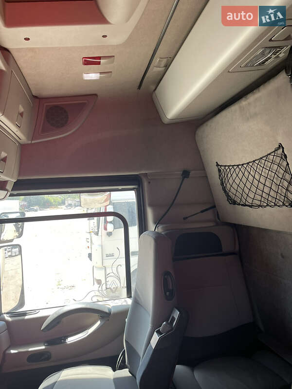 Самоскид Renault Magnum 2012 в Миколаєві