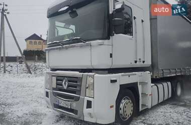 Тягач Renault Magnum 2011 в Долині