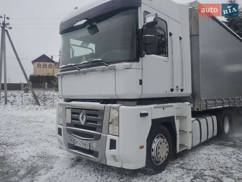 Тягач Renault Magnum 2011 в Долині